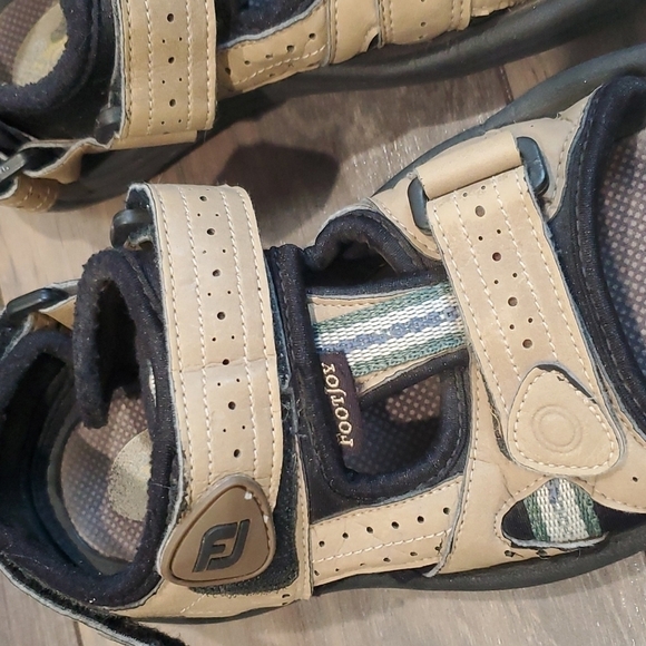 Footjoy Men's Golf Sandals Model 48786 Beige Straps Size 7M outdoor - Picture 4 of 11